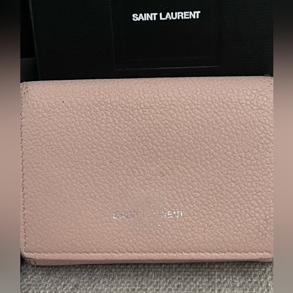 ⭐️COA⭐️SAiNT LAURENT “DISTRESSED” LiL PiNK TRiFOLD WALLET💕💥FULL iNCLUSiON💥💕 - Picture 12 of 12